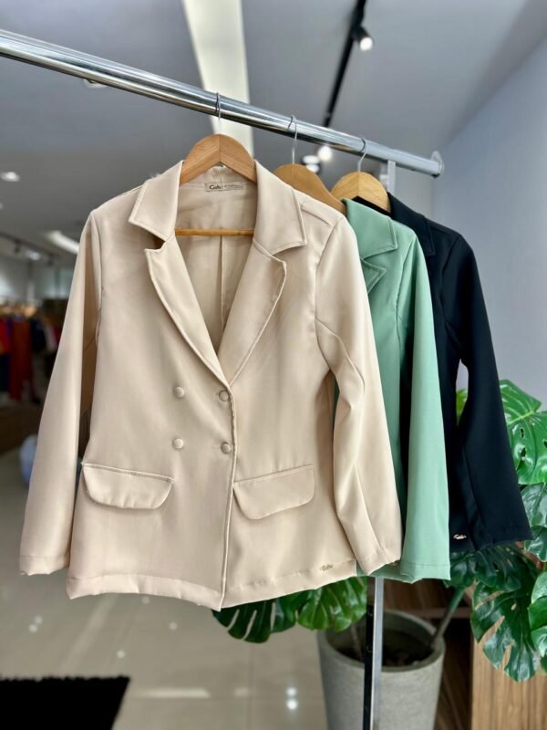 Blazer em Alfaiataria . - Imagem 3