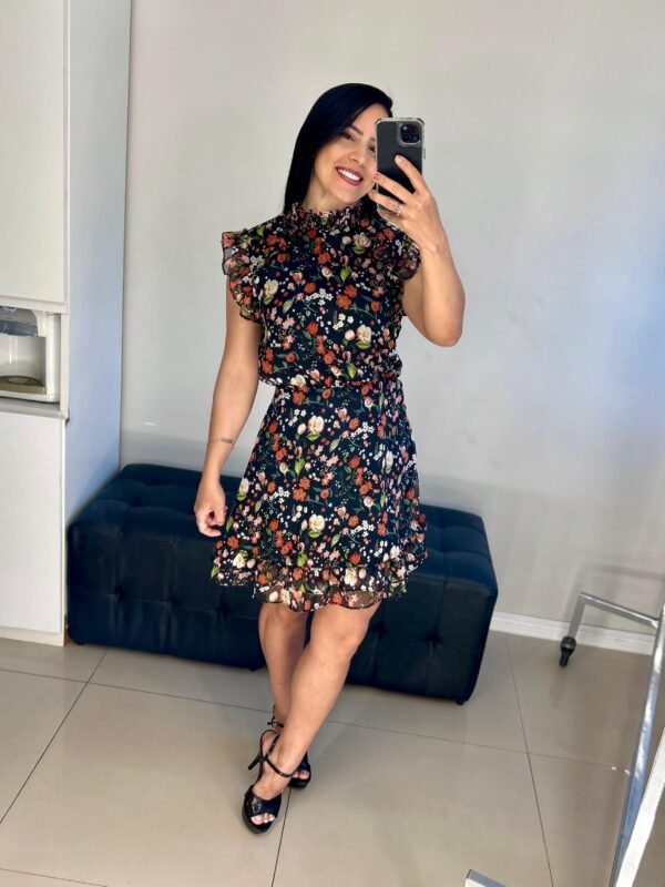 Vestido com Babado. - Imagem 4