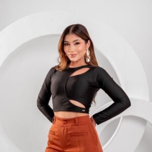 Blusa Cropped Manga longa