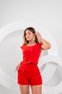 Blusa Cropped Assimétrico